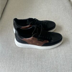 LV sneakers
